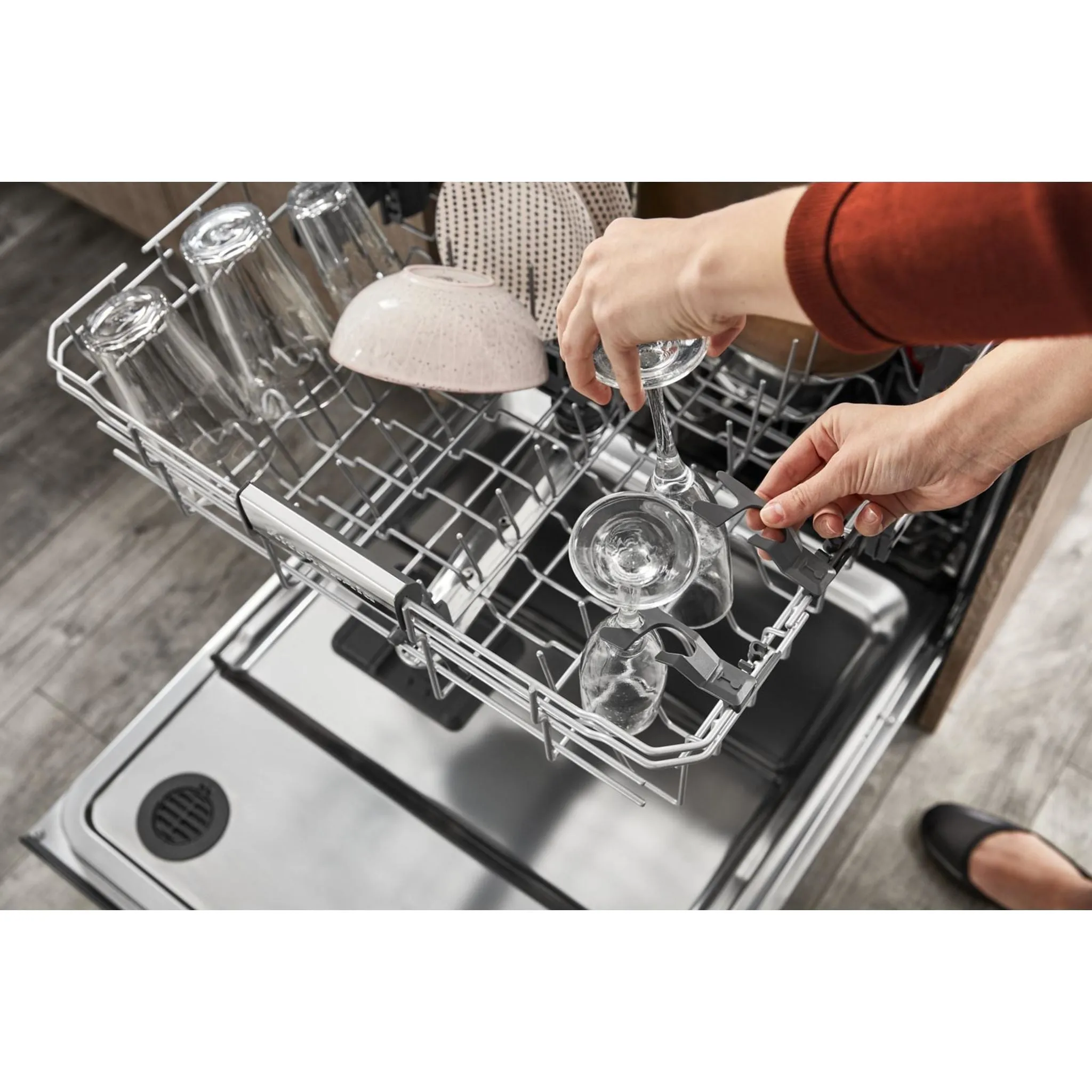 KitchenAid  44 dBA Dishwasher in PrintShield Finish with FreeFlex Third Rack (KDFM404KBS)